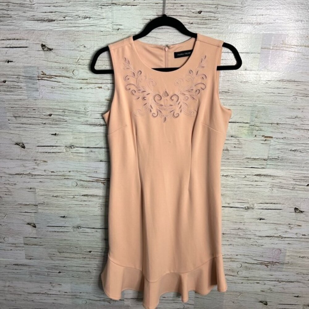 Ivanka trump peach pink floral size 4 dress